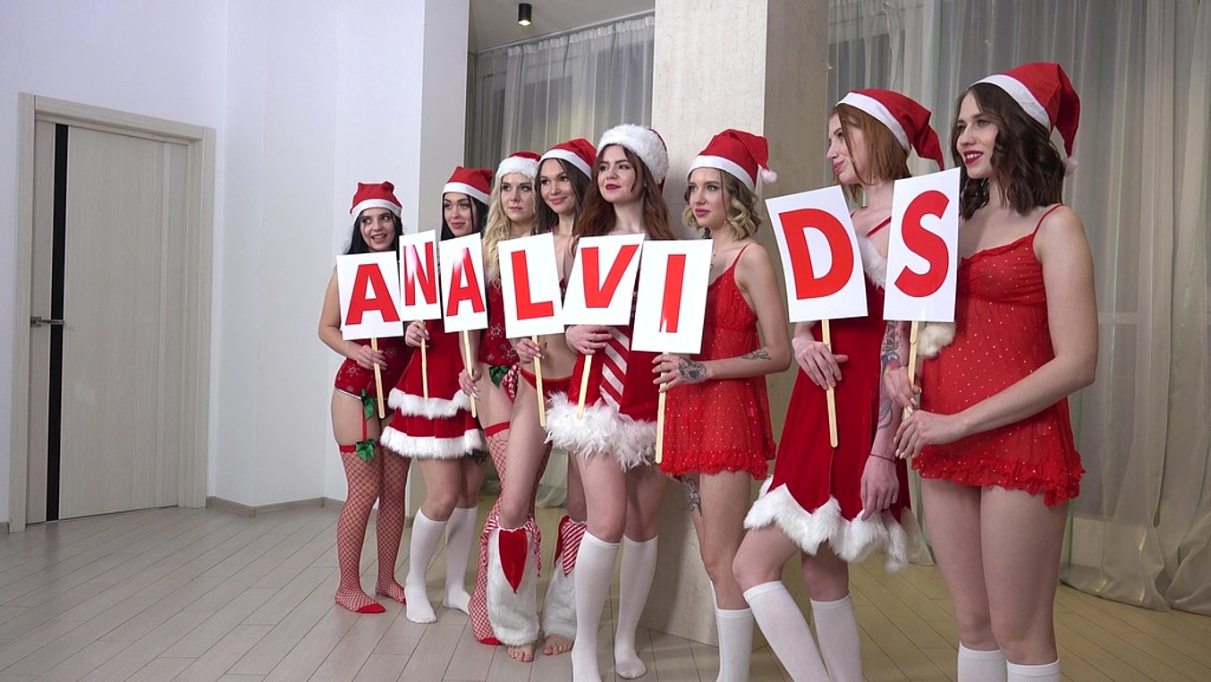 Christmas Anal Orgy 8v4 with Goldie Small Carla Cage Ellis Baileys Sofi Li  Rina Ray Fiore Sun and Milena Briz - Backstage Сamera 2 VG123