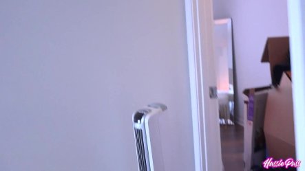 Kali Roses Uses a Magic Wand Before Brian Omally Arrives to Fuck Her! small screenshot