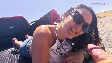Sex and Squirt on a Pickup Truck In the Middle Of the Desert With Mary Rider small screenshot